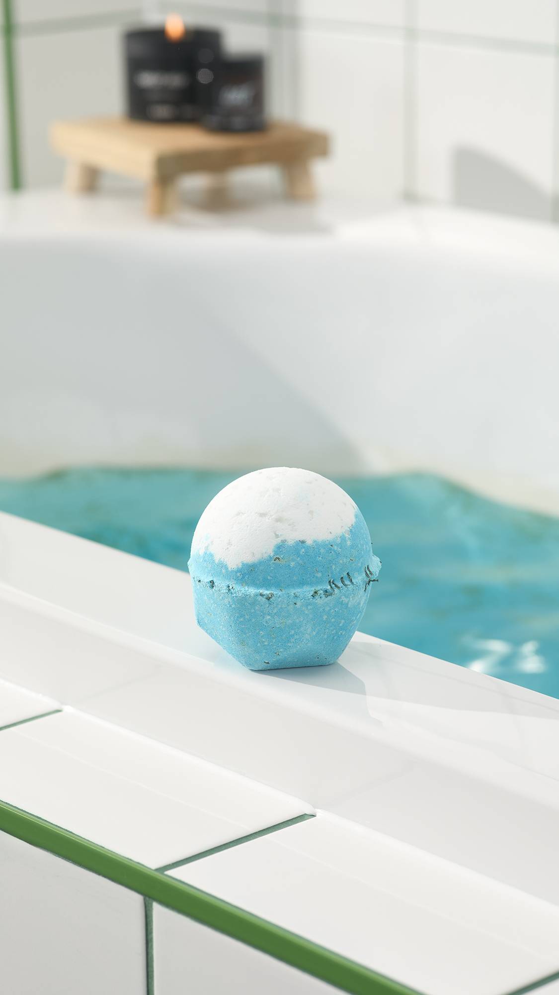 ビッグ ブルー バスボム | Big Blue | LUSH