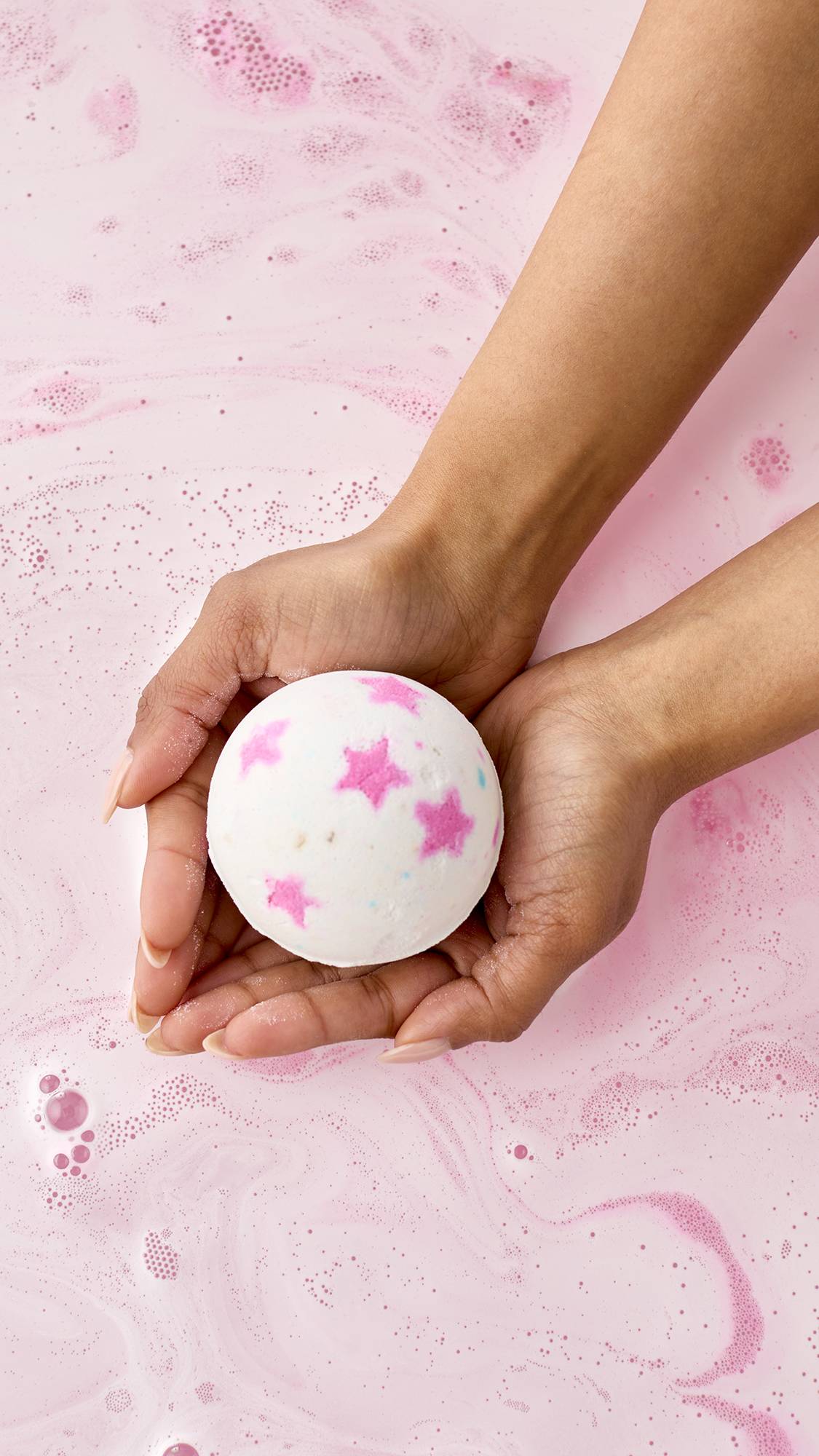 インクルージョン（アメリカン・クリーム ボム）バスボム | LUSH