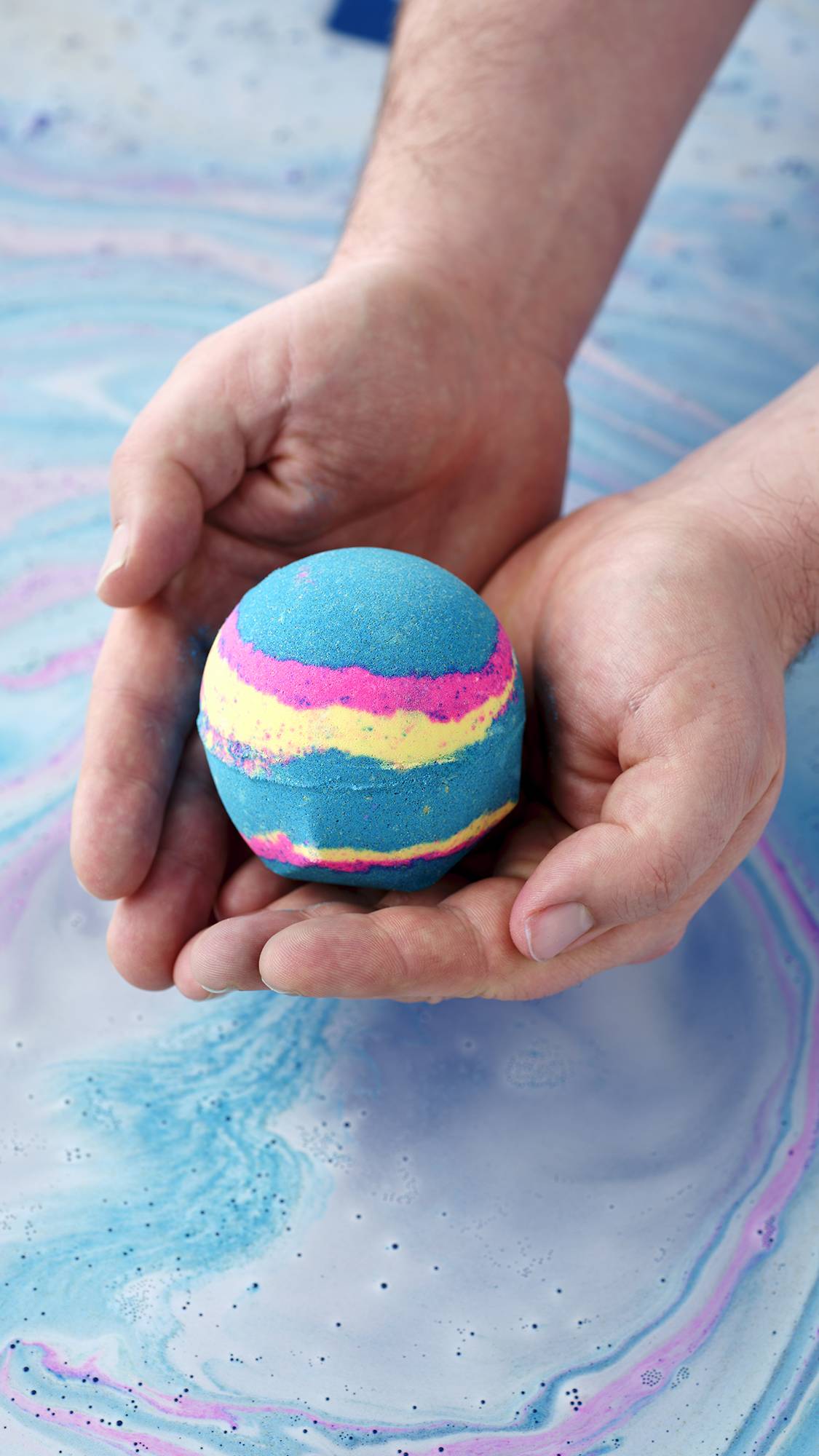 インターギャラクティック バスボム | Intergalactic | LUSH