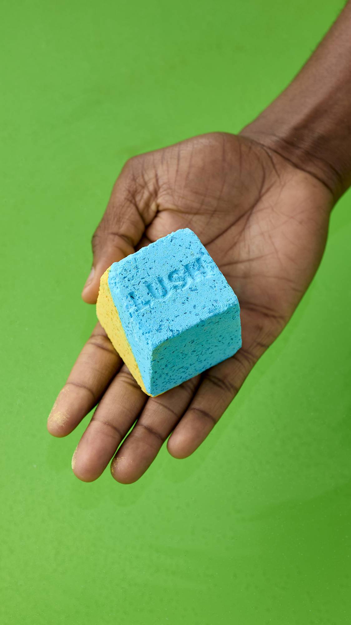 入浴剤/バスソルト LUSH ソルトウォータースーザー キューブ バスボム | LUSH