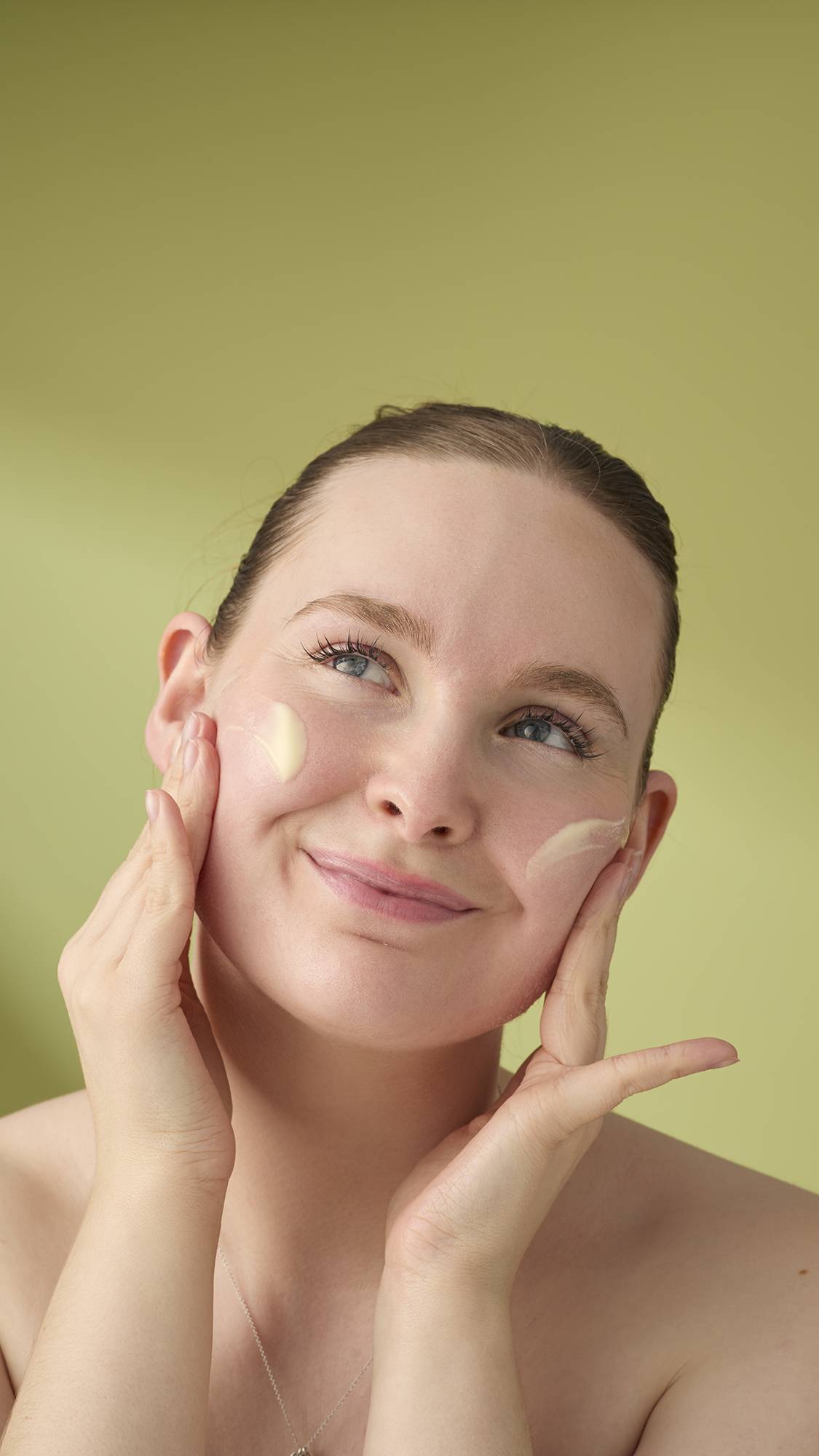 Nettoyant pour le visage Honey, Beeswax & Almond Oil