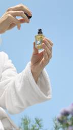 02moomin_valley_perfume_lush_x