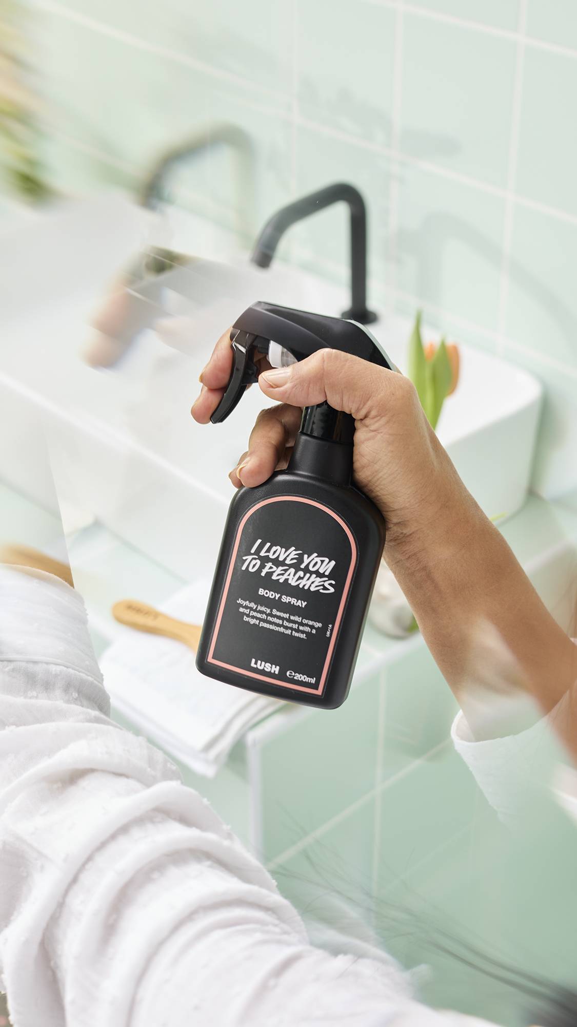 アイラブユートゥーピーチィズ ボディスプレー | LUSH