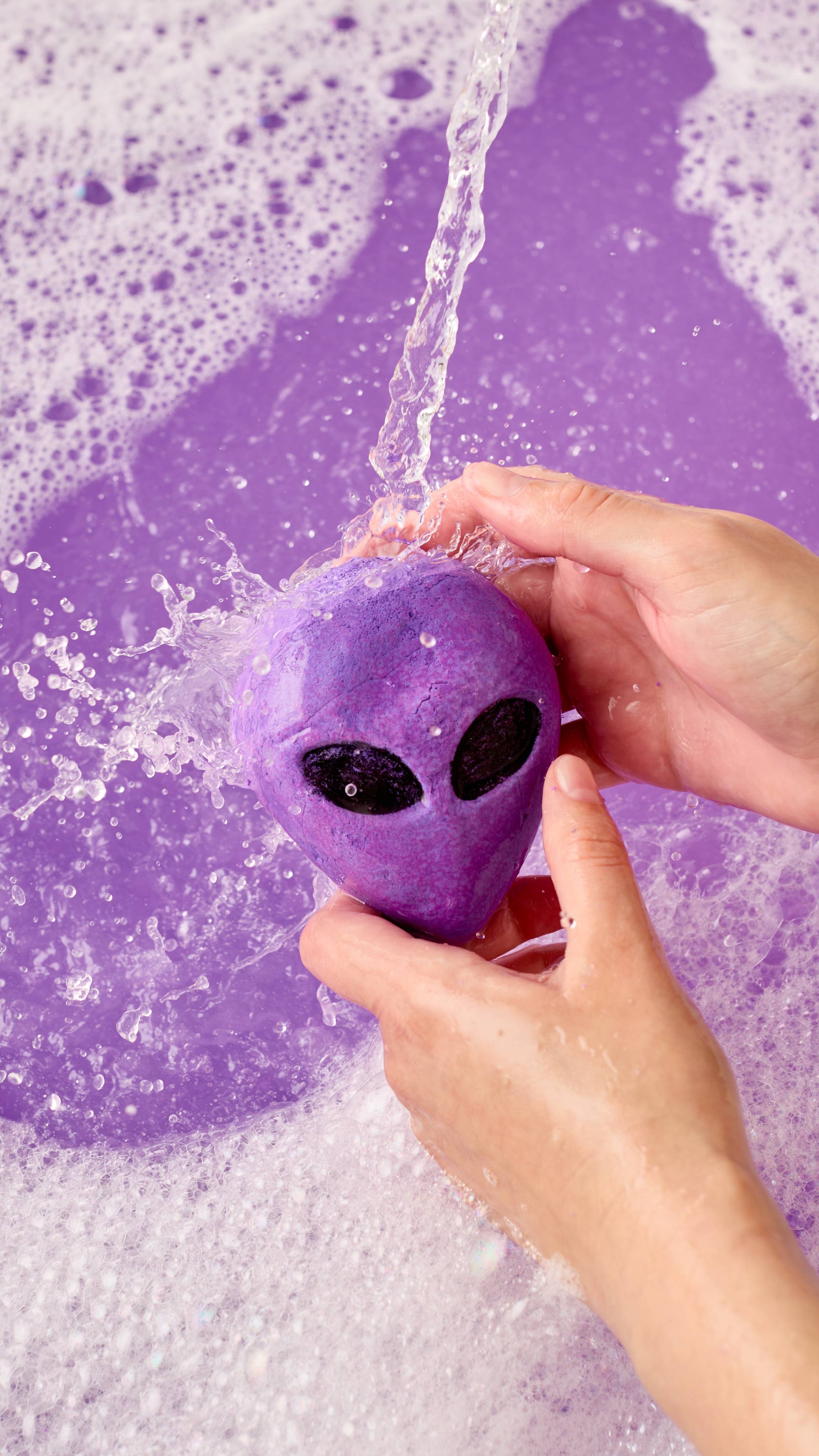 Alien Bubble Bar
