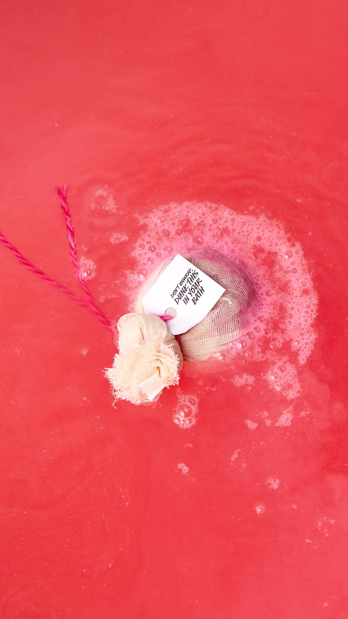 Bombe pour le bain Softening Marshmallow And Rose Cataplasm