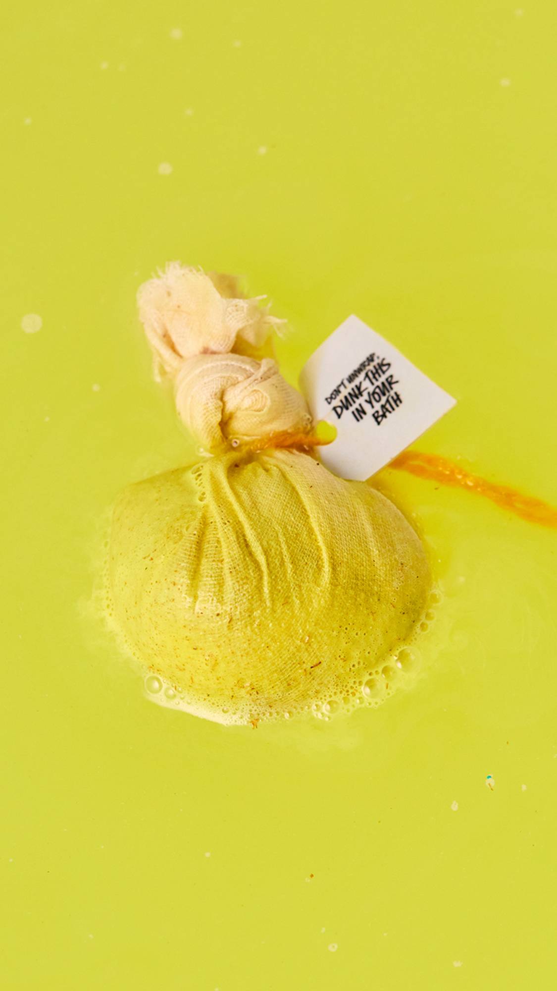 Bombe pour le bain Soothing Chamomile And Yarrow Cataplasm