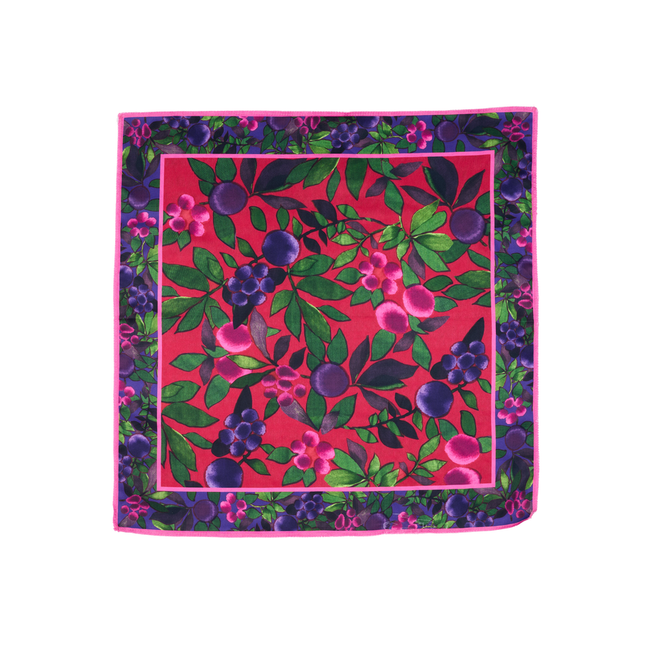 Winter Berries Knot Wrap