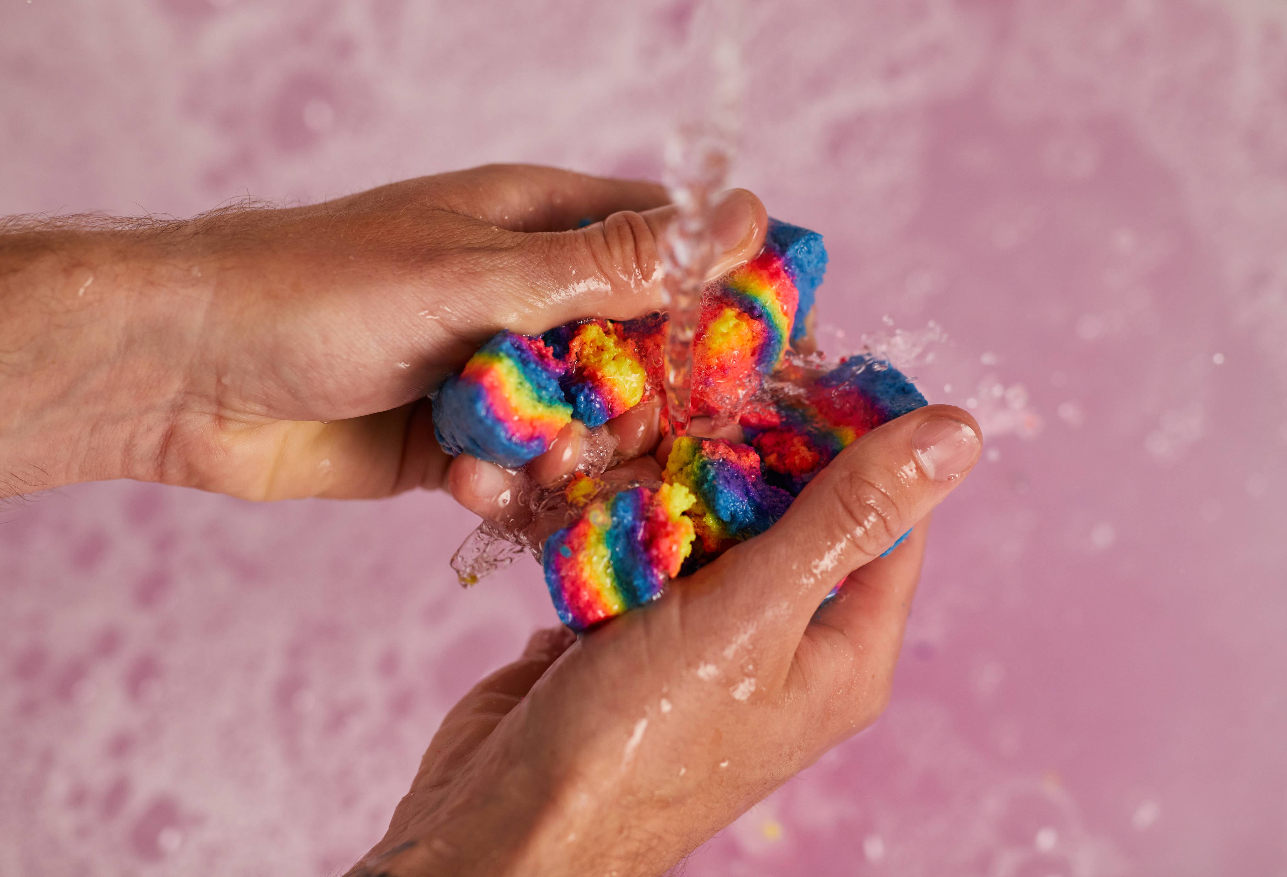 パンダ様 LUSH ザジュースイズルース/インターギャラクティック インターギャラクティック コレクション | LUSH