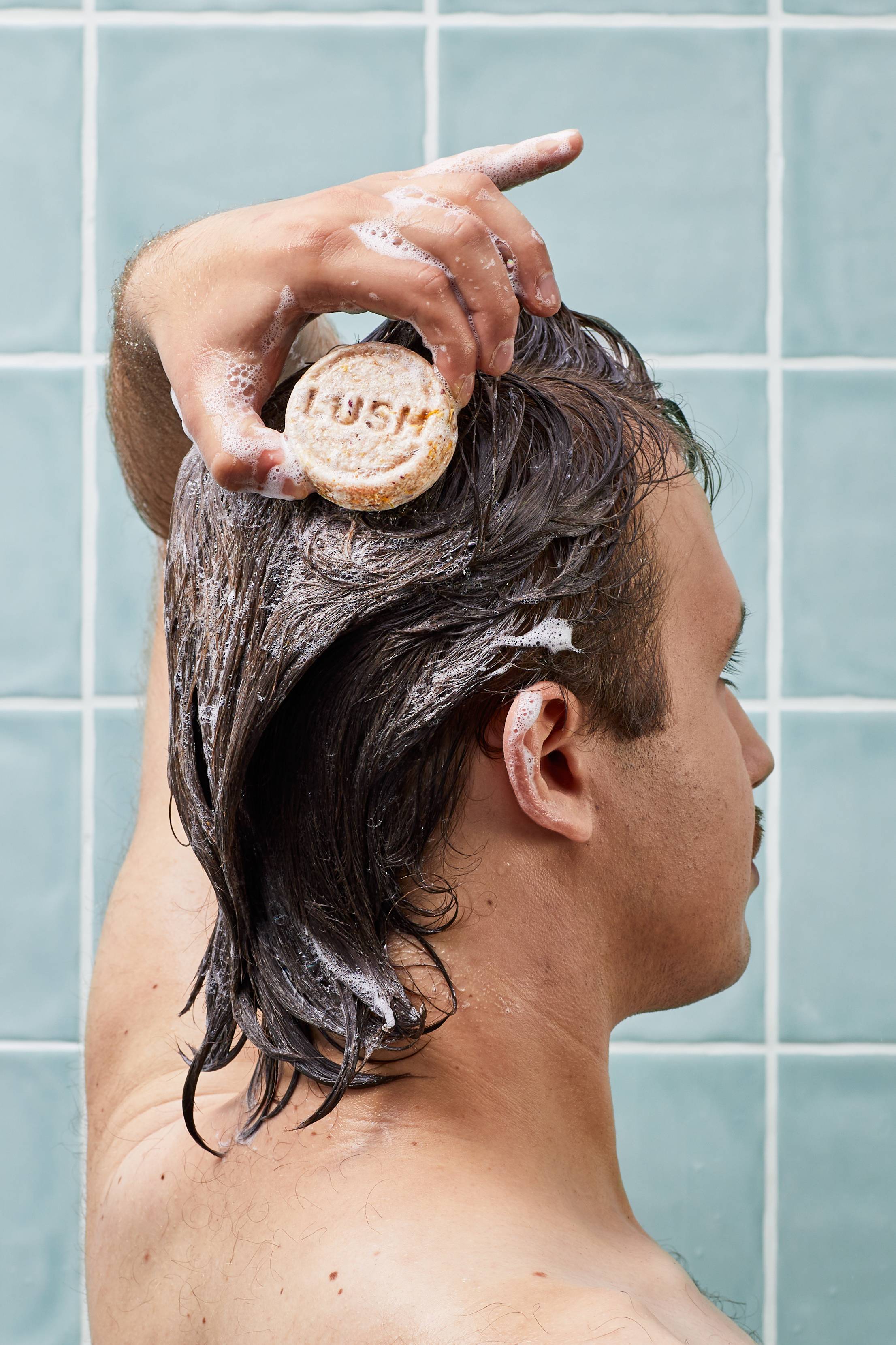 Soak and Float |  Pain shampooing