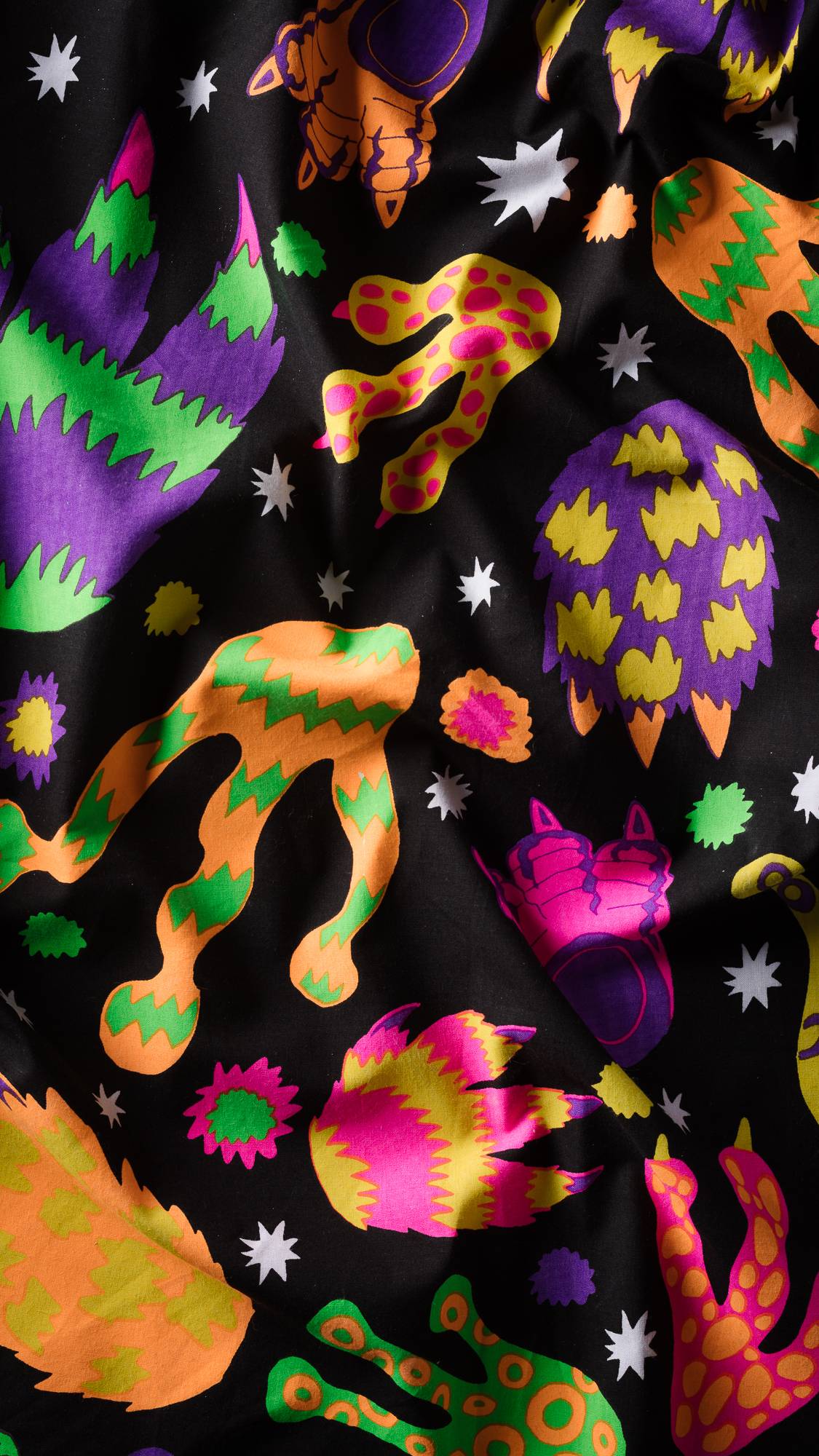 Hairy Monster Feet Knot-Wrap