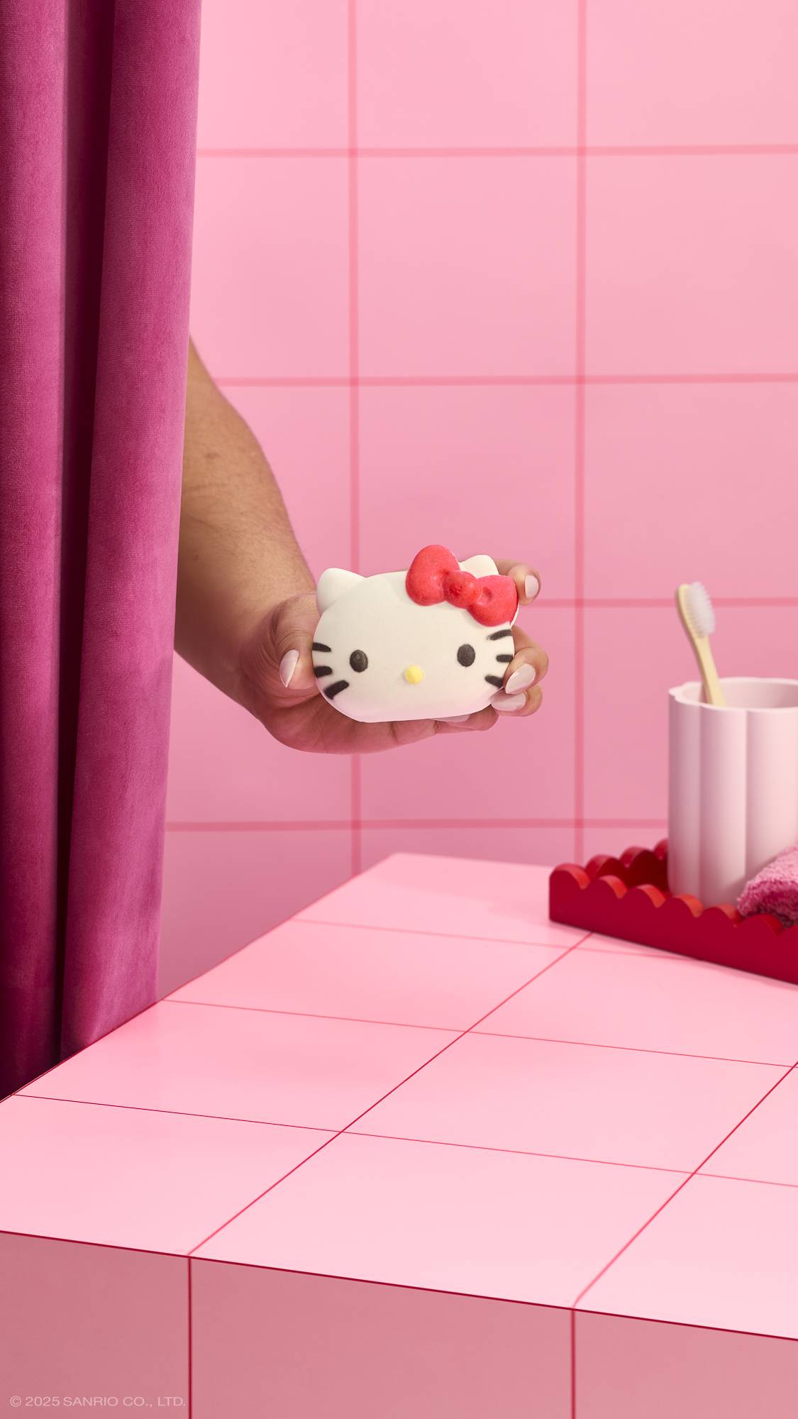 Hello Kitty Bath Bomb