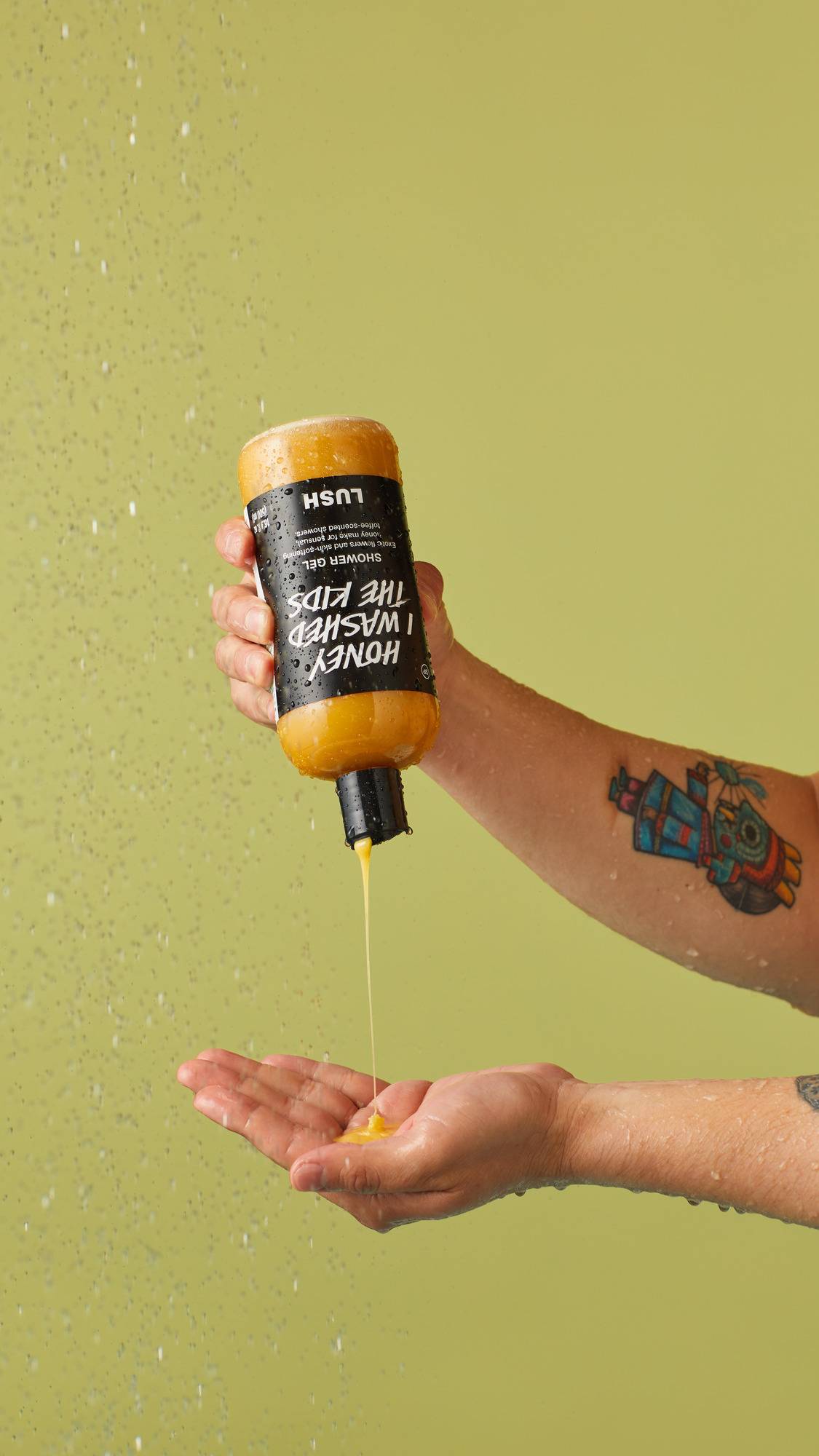 みつばちマーチ シャワージェル SP ボディソープ | LUSH