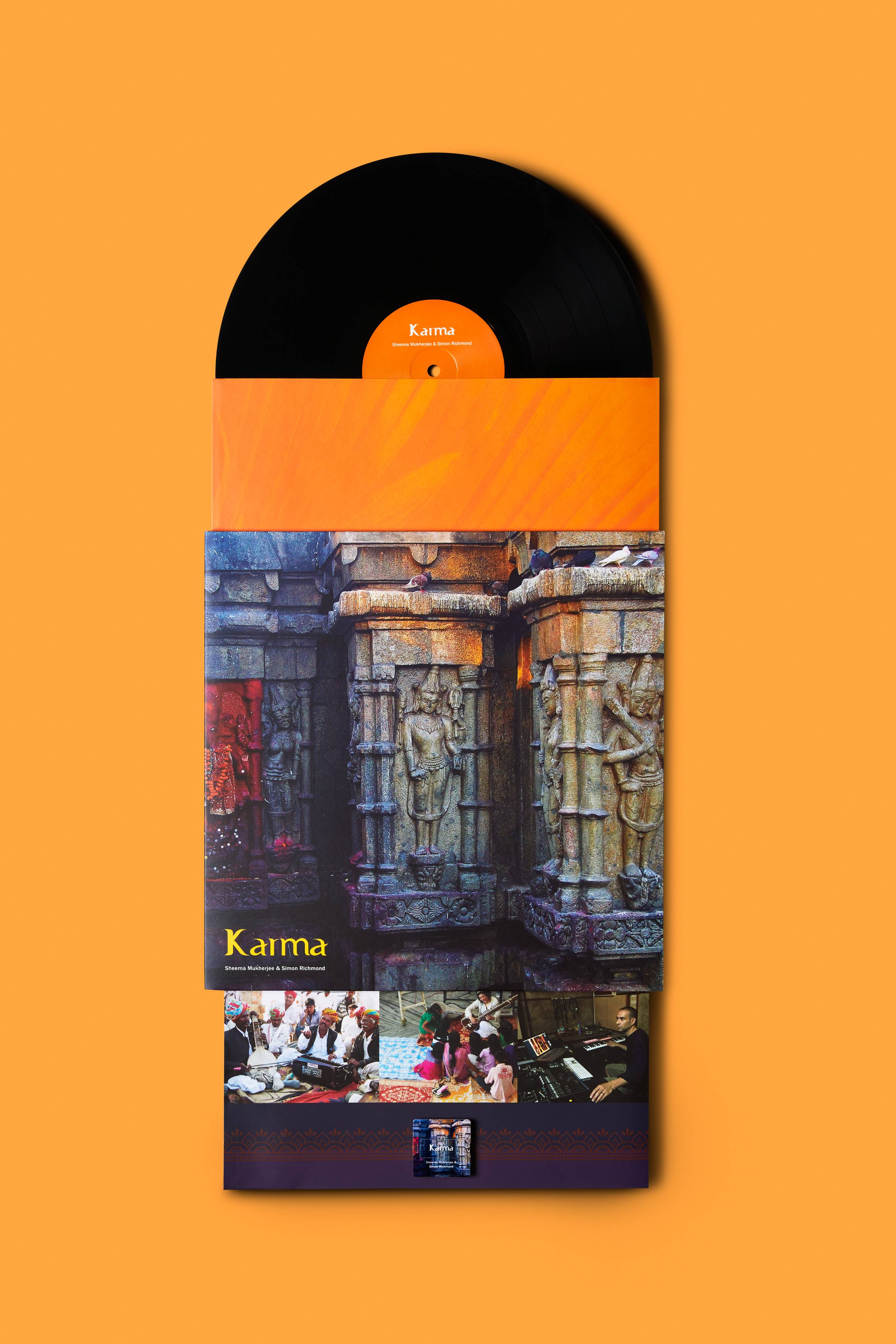 Vinyle avec clé USB Karma par Sheema Mukherjee & Simon Richmond