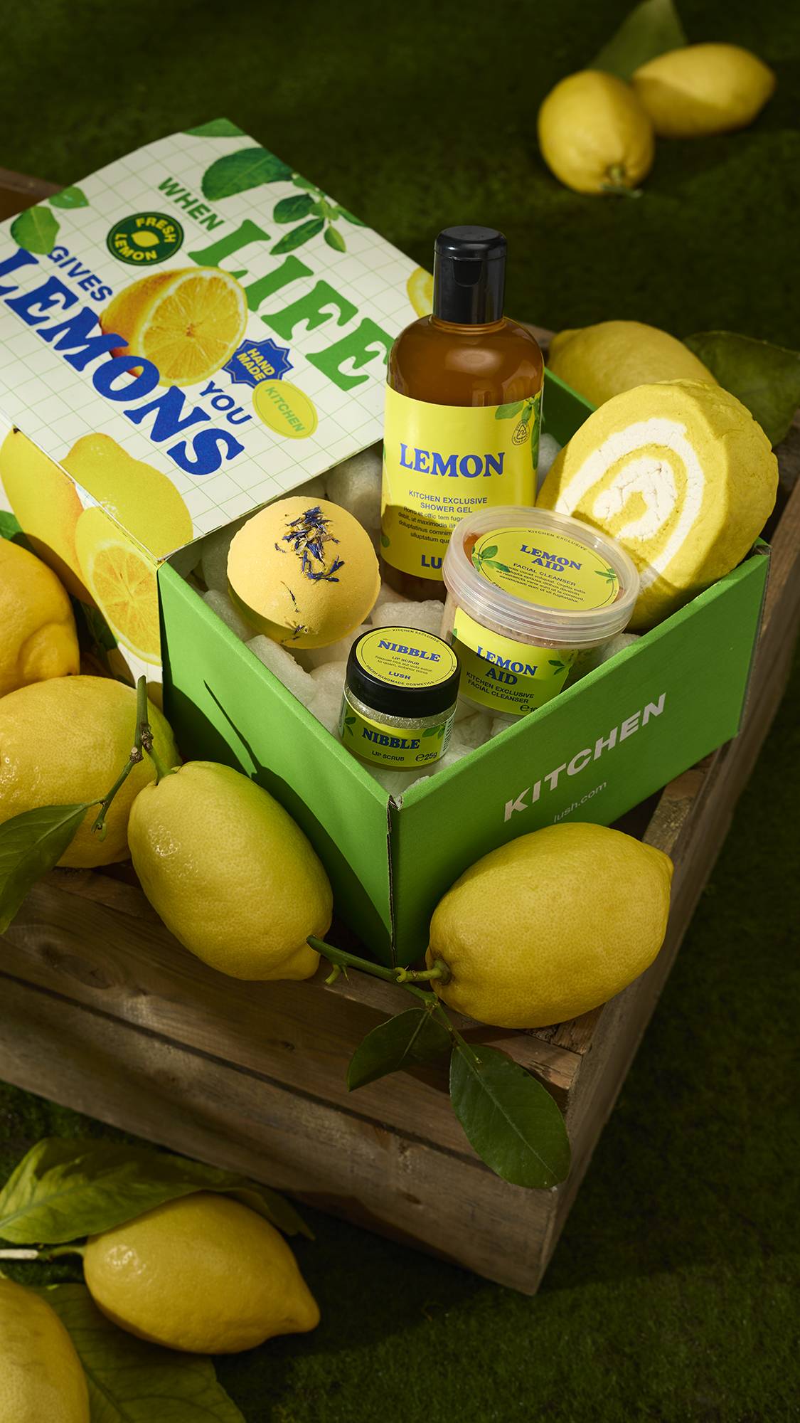 Lemon Bubble Roll | LUSH