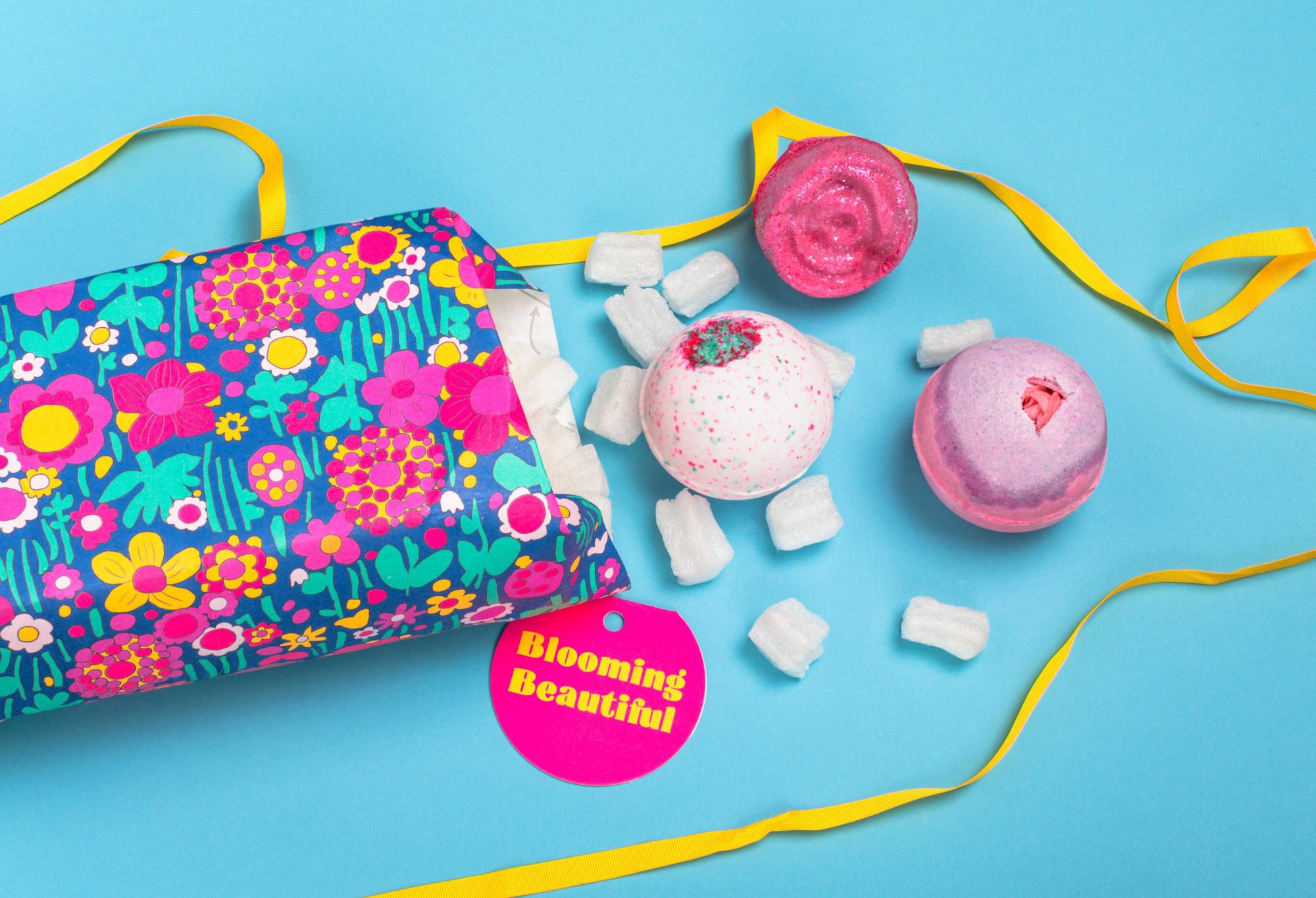 大学 割引 ブルーミング ビューティフル ギフト | LUSH 入浴剤・バスソルト