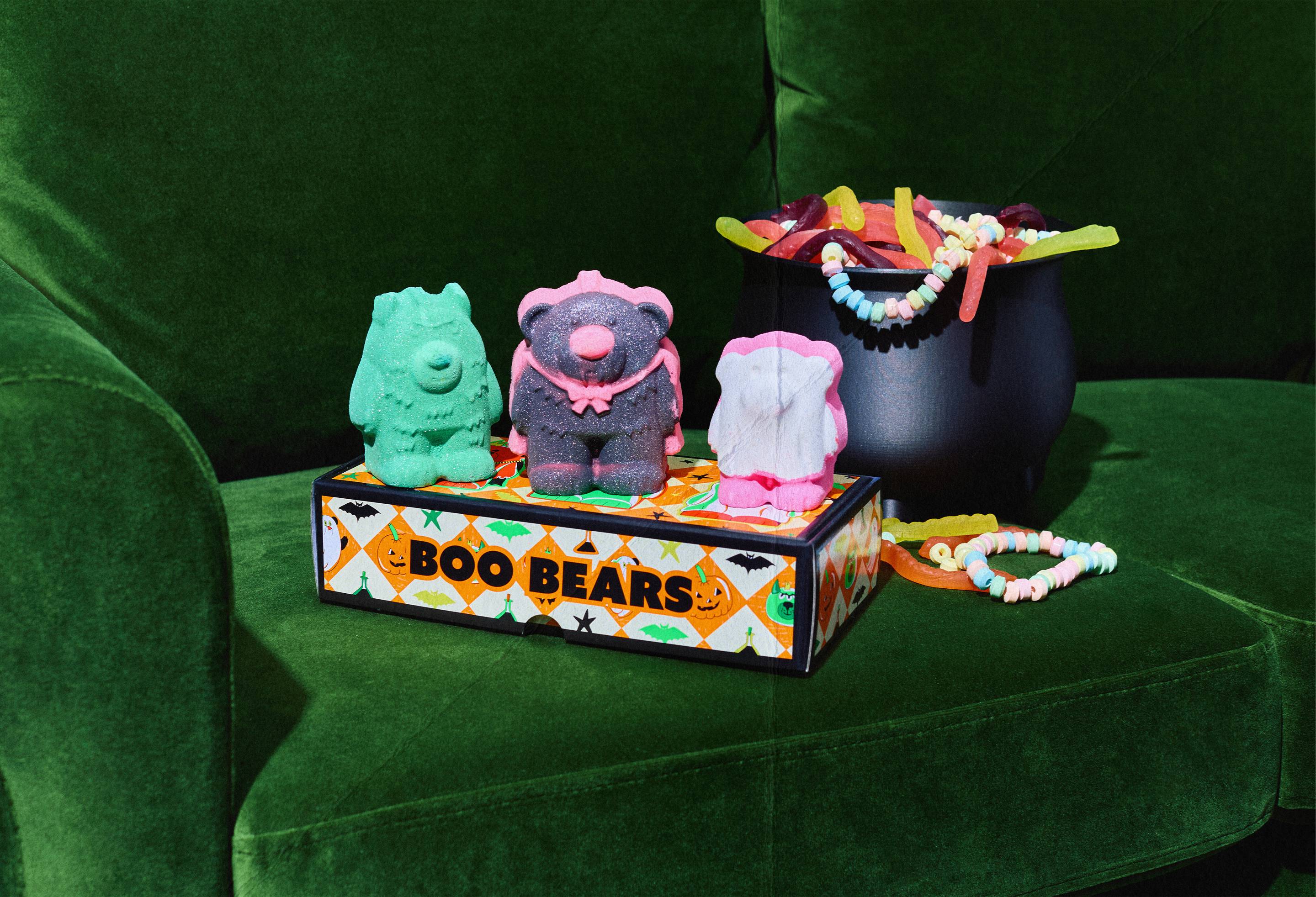 LUSH キャラクター型バスボム ゴーストベア バスボム | LUSH