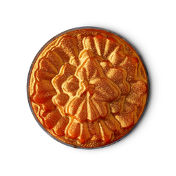 Cempasúchil. A circular soap embossed to resemble a traditional Mexican Marigold in full bloom with bright, golden lustre. 