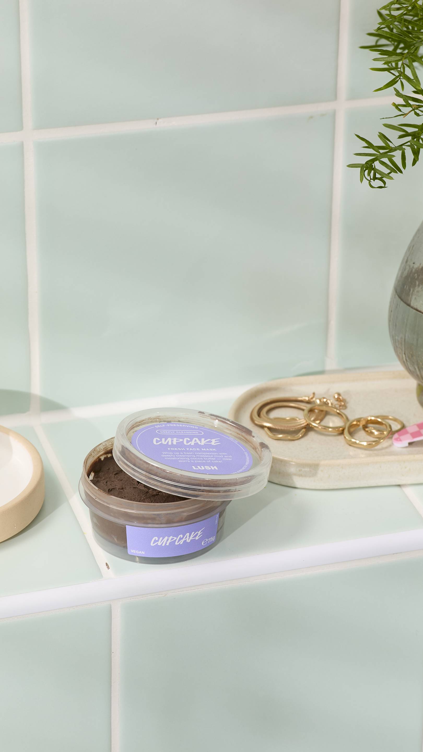 カップケーキ フレッシュフェイスマスク | LUSH