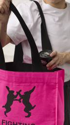 fluro_tote_pink_hero_2024_02_d