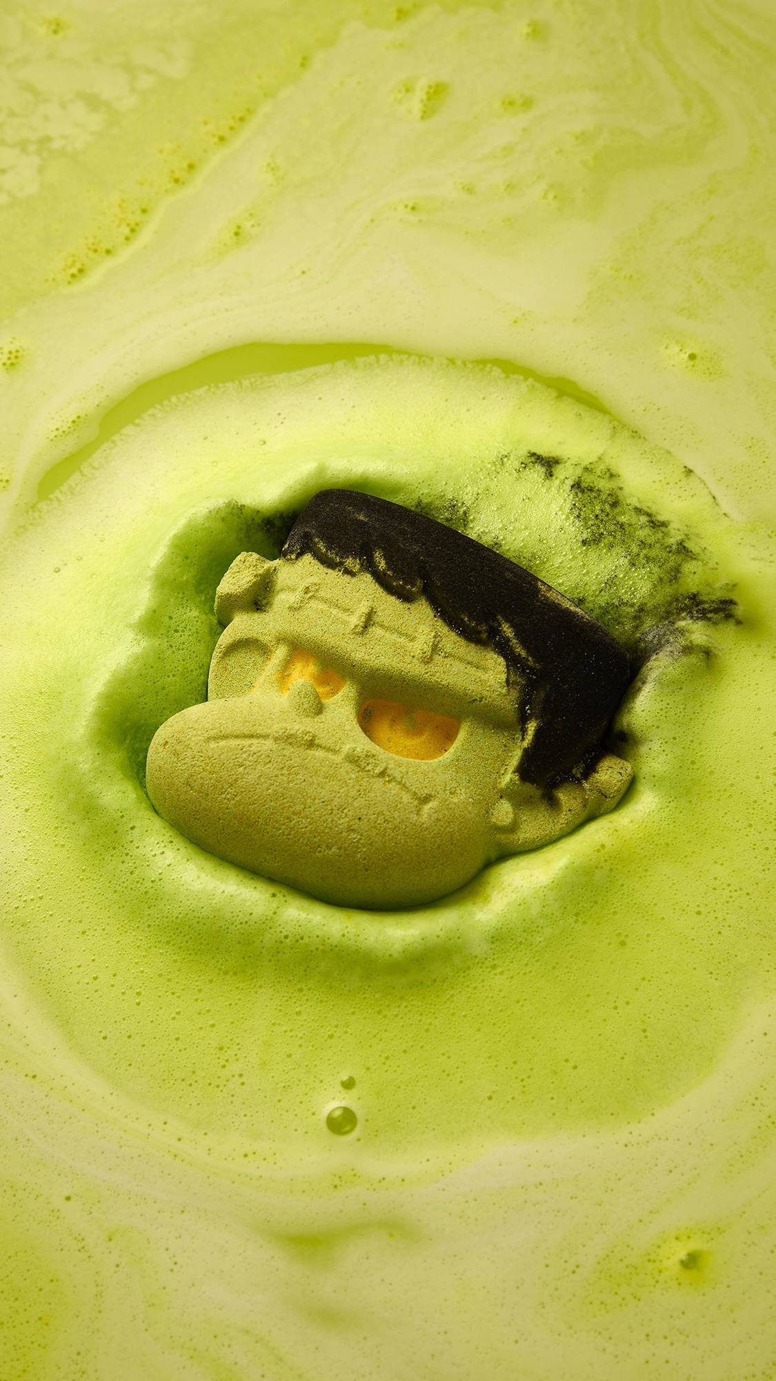 フランケンシュタイン バスボム | LUSH