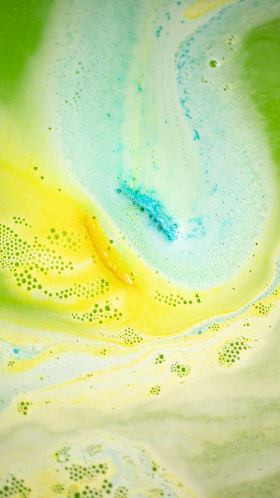Golden Egg Bath Bomb Melt