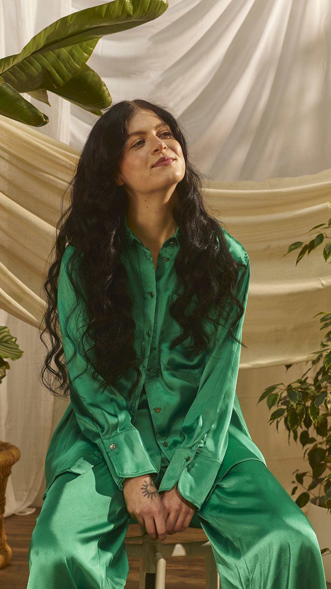 LUSH ヘアケアまとめ売り7点セット 楽天市場】LUSH セクシャルバイオレットNo.14 シャンプー ノン