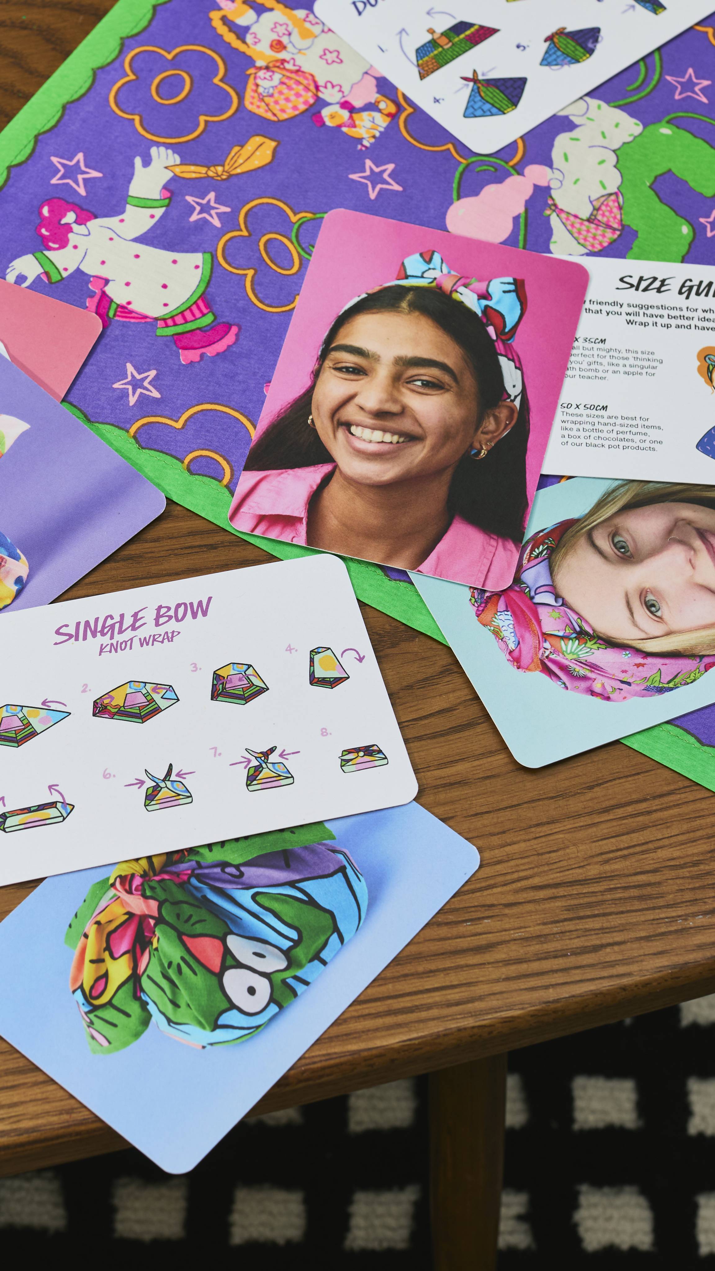 LUSH KNOT WRAP CARD PACK | ノットラップ カードパック（風呂敷の使用