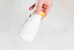 milky_bath_bubble_bottle_bubbl