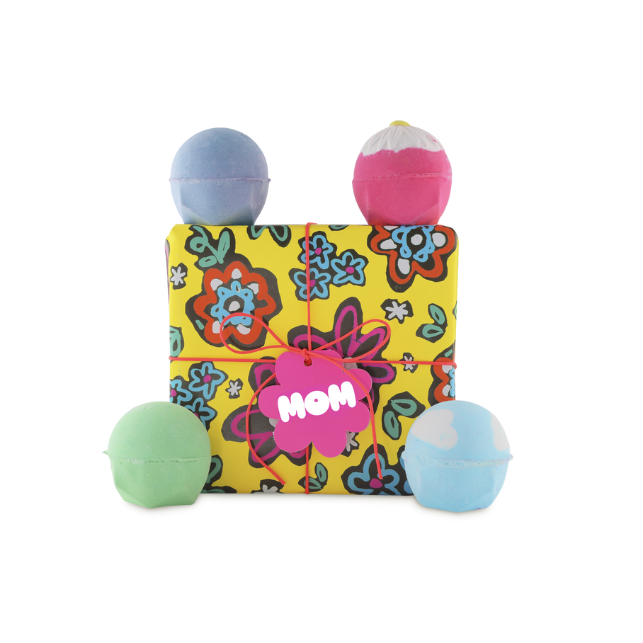 商品画像：Mom's Bathtime Favorites Gift | LUSH 3