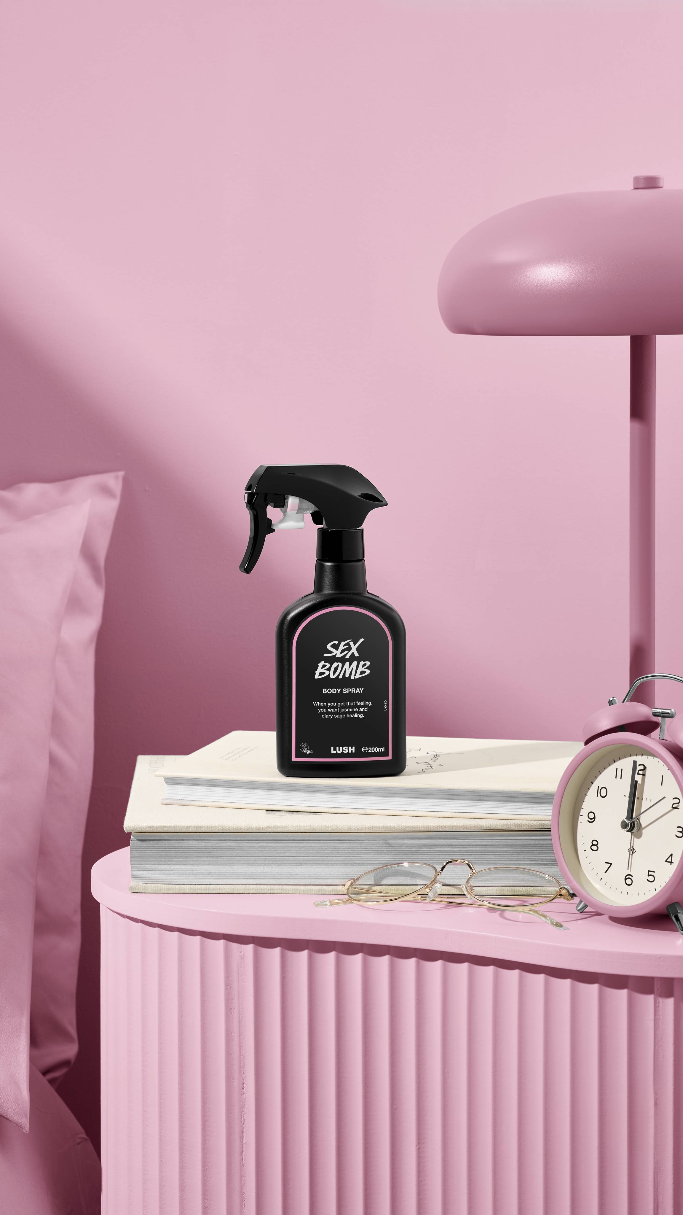 LUSH ラッシュ ヨガボム ボディスプレー ボディミスト 200ml セクシー・ダイナマイト ボディスプレー | LUSH