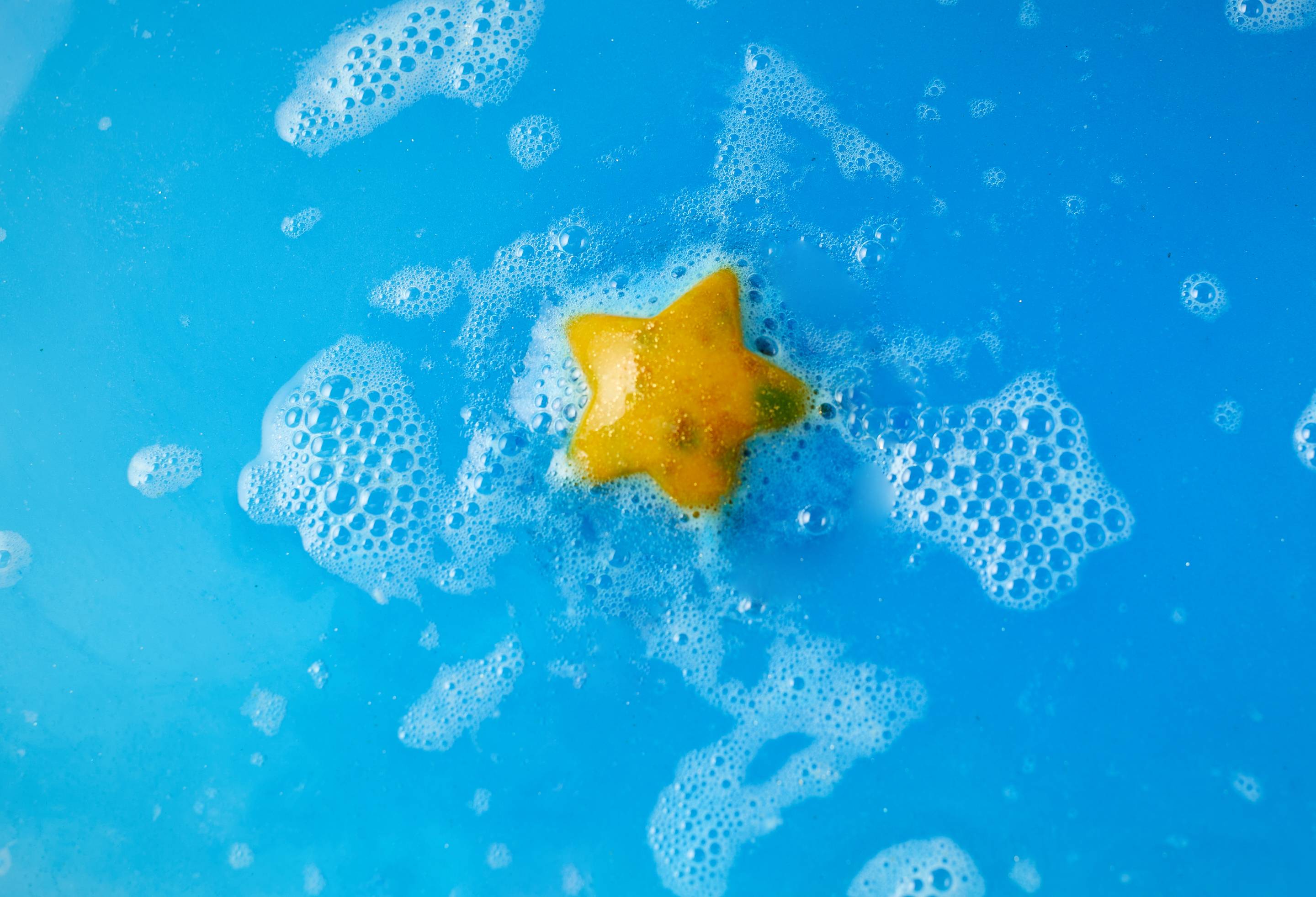 クリスマス バスタイム フェイバリッツ ギフト | LUSH