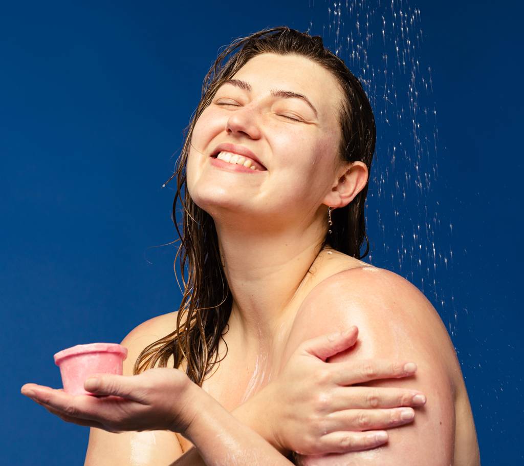 フェアリーキャンディ ネイキッド ボディコンディショナー - LUSH