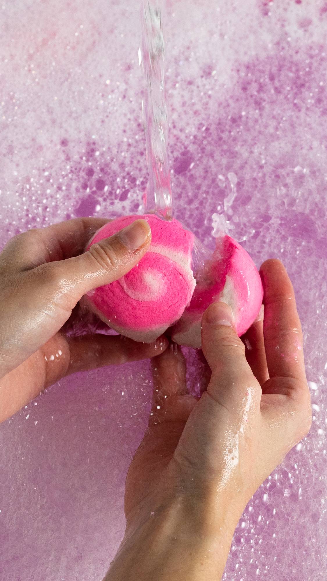 The Art of Christmas Bathing | Gift | LUSH