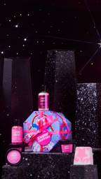 snow_showers_gift_hero_2023_p_