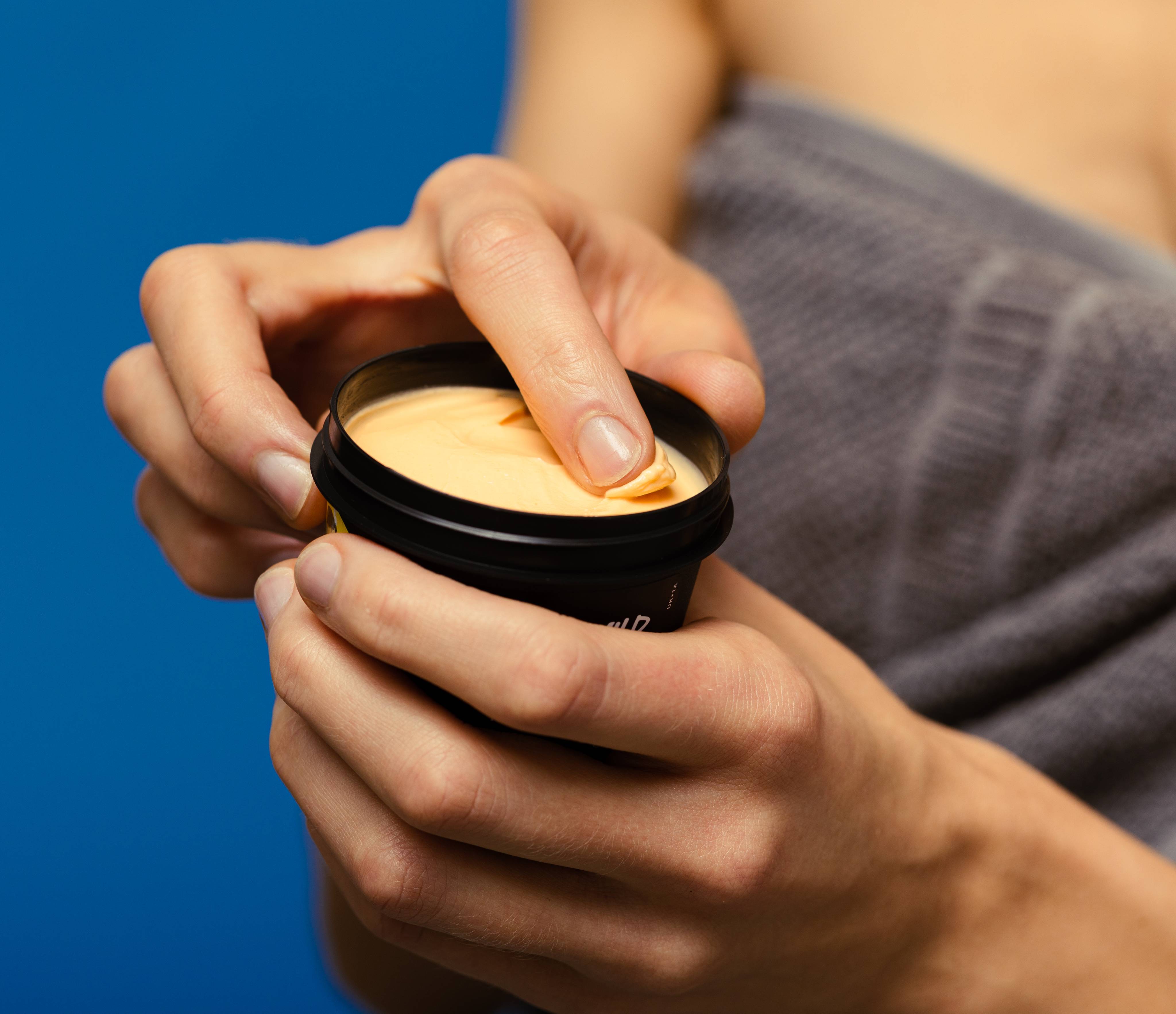 大人気アイテム スイートワイルドシトラス ハンドバーム | LUSH ハンドケア・ハンドクリーム