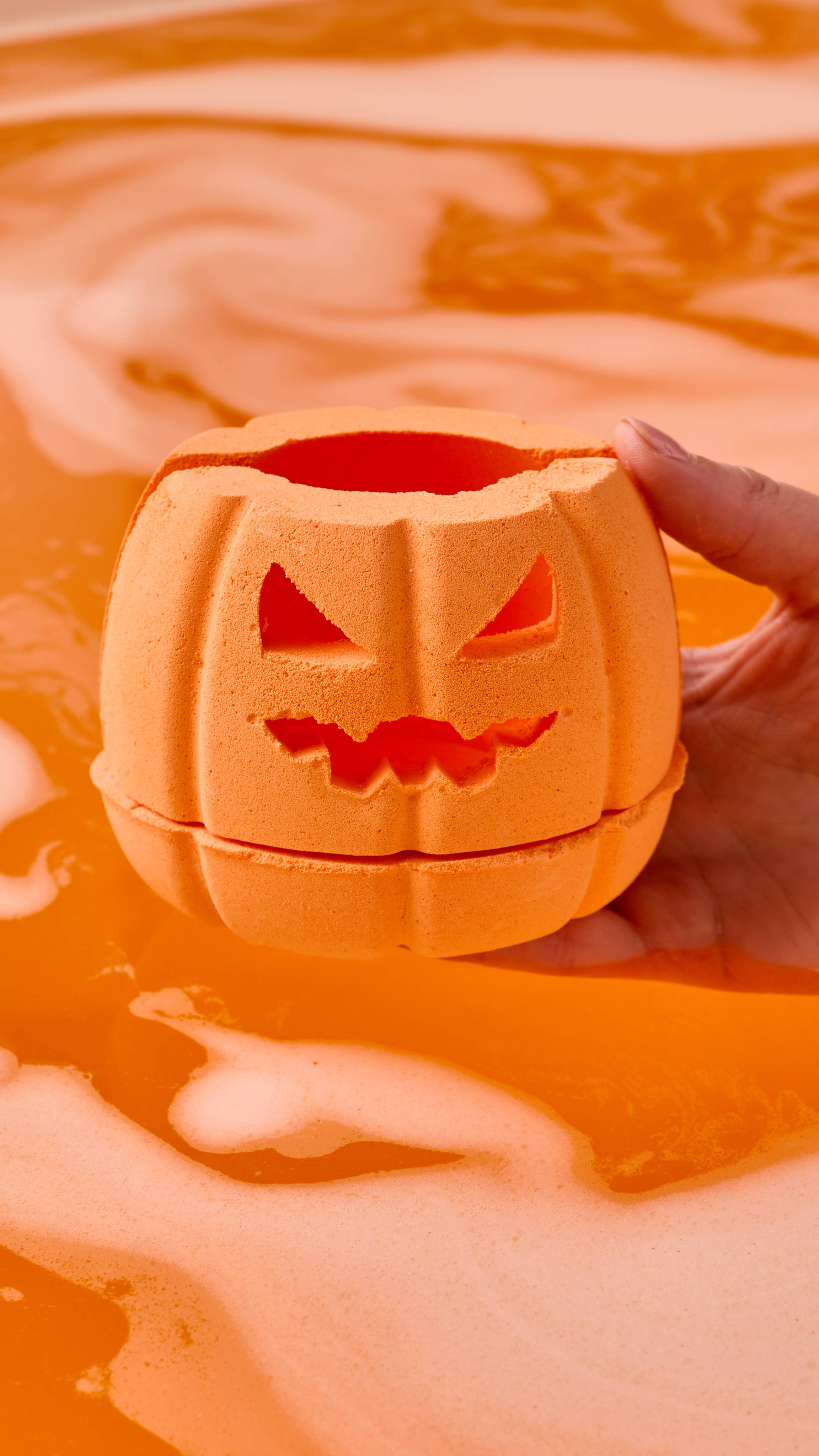 The Pumpkin Tealight Bath Bomb Fragrance Diffuser