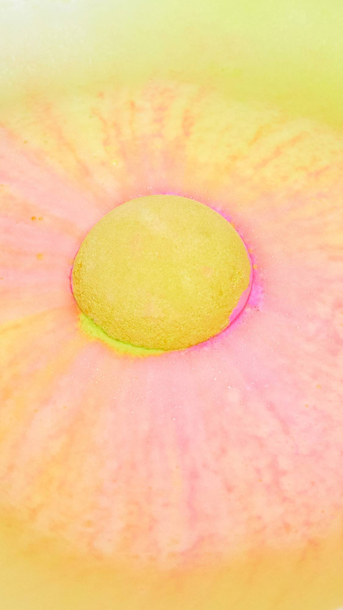 Time of the Season | Bath Bomb | LUSH