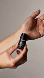 vanillary_solid_perfume_hero_2