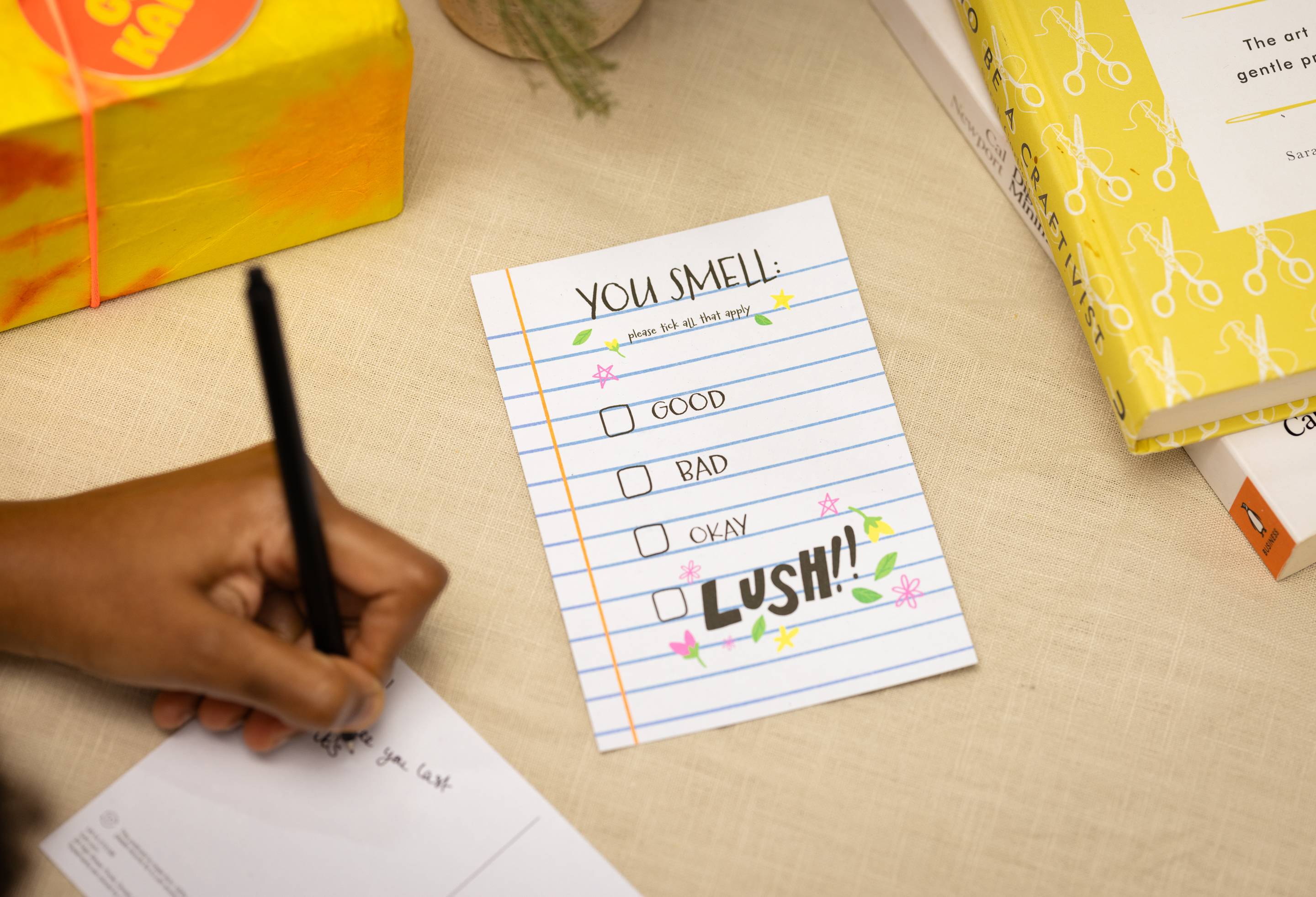 You Smell, Good, Bad, Okay or Lush!! | Carte postale